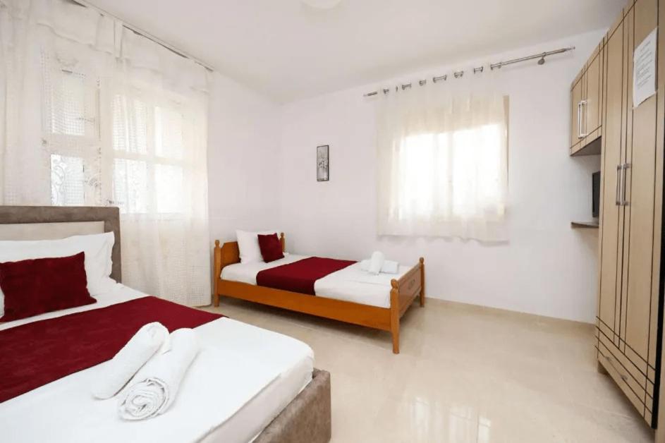 Vila Agolli Vlorë Exterior foto
