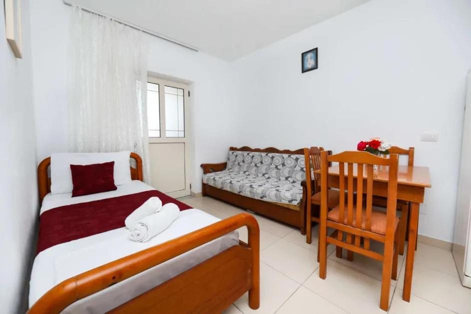 Vila Agolli Vlorë Exterior foto